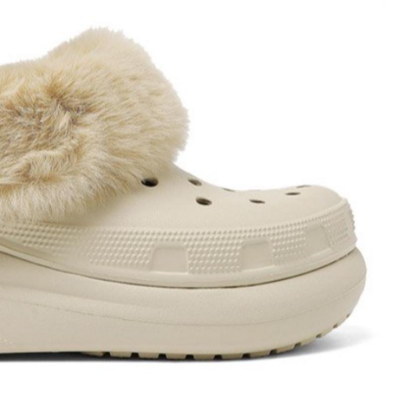 Crocs Forever Crush Fur Indoor Shoes 208446 2y2