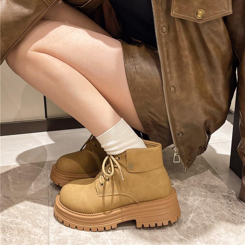 Martin Boots 2025 Autumn and Winter New Thick-soled Inner Height-increasing Short Boots for Women Autumn and Winter Retro Single Boots Rhubarb Boo