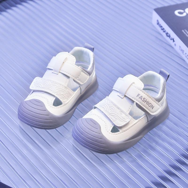 Girls Sandals New Summer Closed-Toe Kids Lightweight Sandals Breathable Soft Sole Sports Shoes