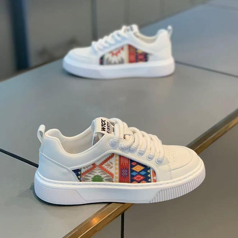 Neue Low-Top-Board-Schuhe, bestickt und bedruckt, Freizeitschuhe, DJ im Herbst