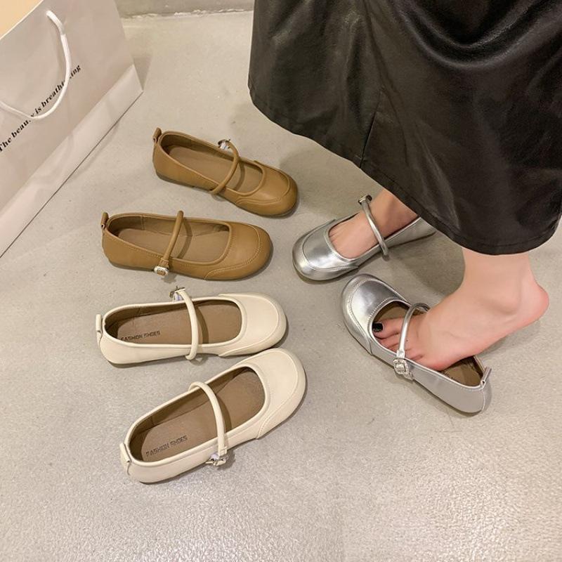 Round Head Low Heel Mary Jane Evening Gentle Shoes New Flat All-match Skirt Grandma Shoes Mom Scoop