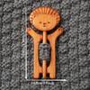 1PC Cute Cat Winter Sweater Scarf Fixed Buckle - Wooden Brooch Cat Decorative Fixed Buckle.