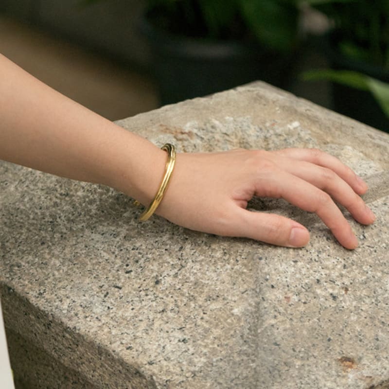 REM Flare Bracelet-gold