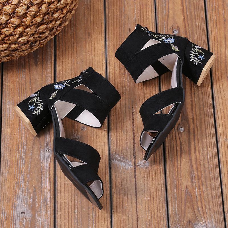 Women's Summer Casual Shoes Embroidered Flowers 2026 Thick High-heeled Sandals Large Size Fashion Sandals Comfortable Women's Shoes