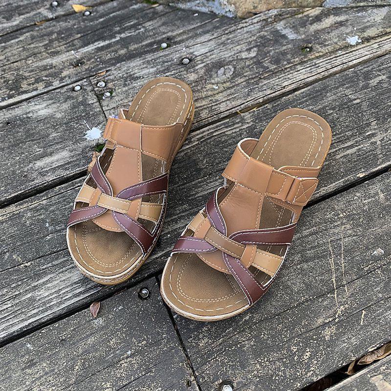 

Жіночі літні клинові шльопанці великого розміру 2024 новинка риб ячий носок кольорове поєднання зручні пляжні сандалі 43 жовтий