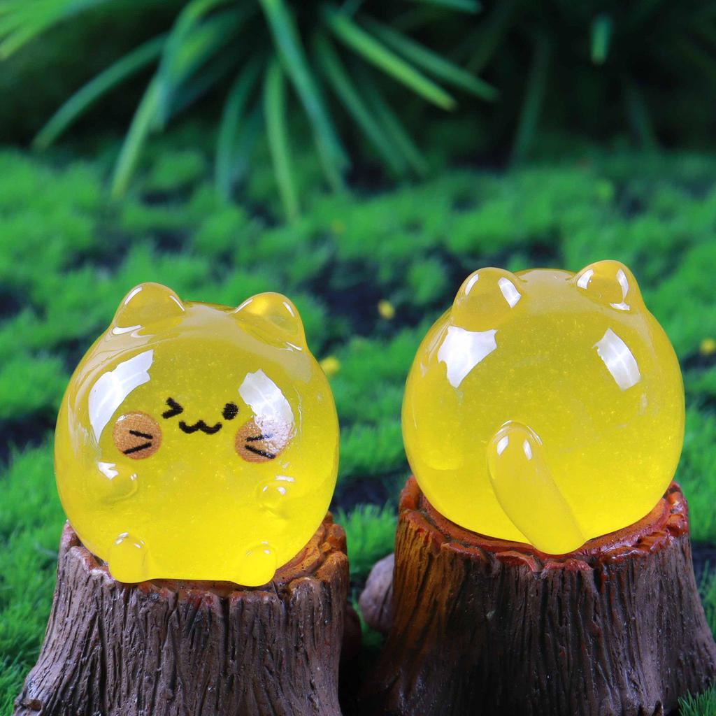 Adorable Luminous Kitten Resin Ornaments for DIY Miniature Gardens