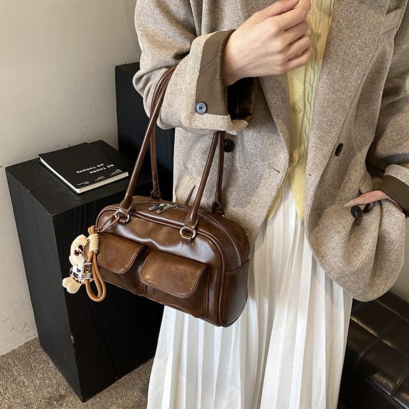 Retro Fashion Hand Carry Tote Bag Women'S Autumn Tide Large Capacity Shoulder Bag Premium Feeling Armpit Bag