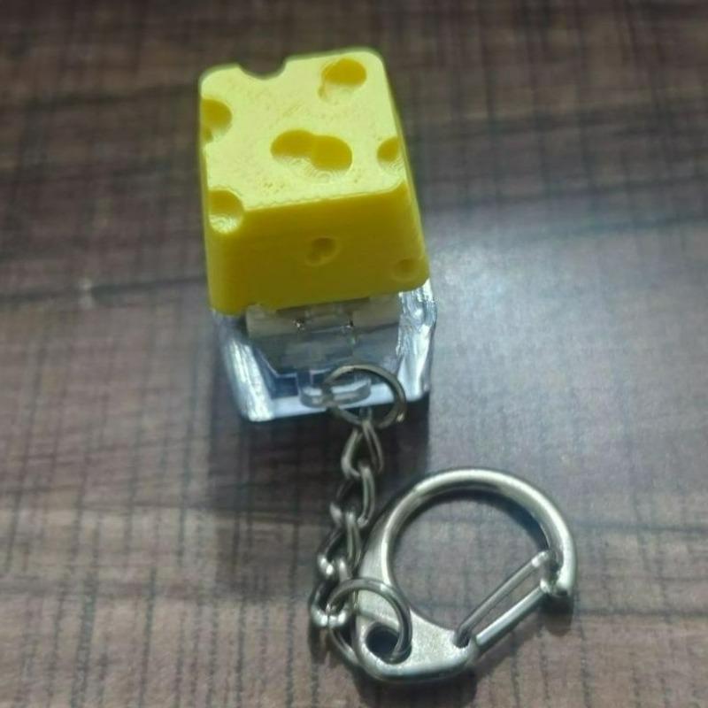 Cute Cheese Key Chain Keyboard Stress Relief Fidget Button Cheese Keycap Fidget Clicker Keychain Keyboard Finger Toys Decoration
