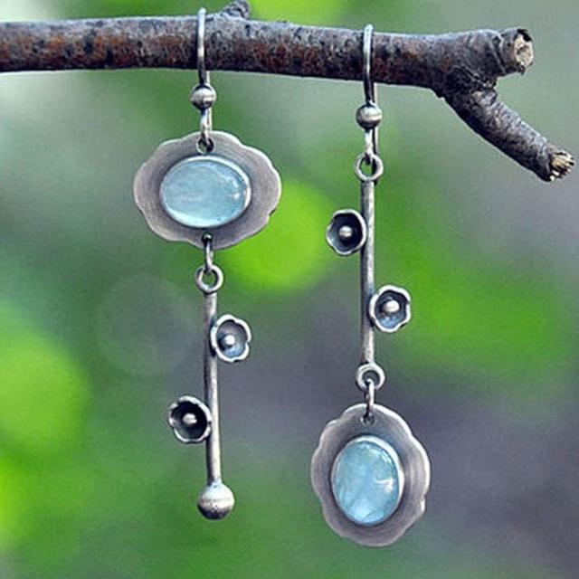 Bohemia Ethnic Charm Asymmetrical Moonstone Hook Earrings Vintage Antique Silver Color Dangle Wedding Earrings For Women