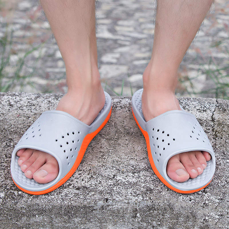 Тапочки на Новый год в полоску ортопедические шлепанцы дизайнерская роскошь 2024 — фото 6