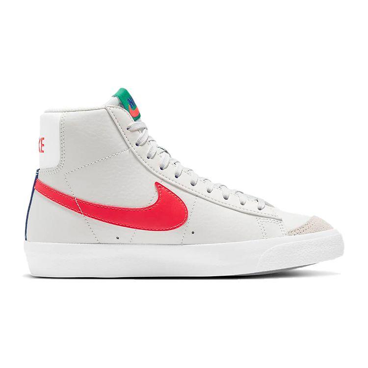 Nike Blazer Mid '77 GS Platinum Tint Bright Crimson Scarpe Lifestyle per Bambini DA4086-004