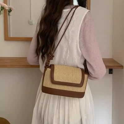Ležérní slaměné pletené tašky přes rameno pro ženy Letní dovolená přímořská pláž Crossbody tašky Módní dámské klopové kabelky Nové