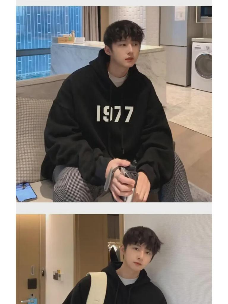 1977 American Fashion Men's Oversized Hooded Sweatshirt - Spring/Autumn, Heavy Velvet, High Street Couple Style.