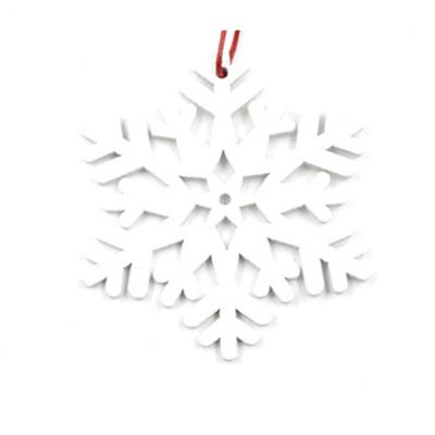 12 Stück Holz Schneeflocken Anhänger Weihnachts Hängedekorationen Zarte Schneeflockenformen für Baum Fenster Hof Verwendung