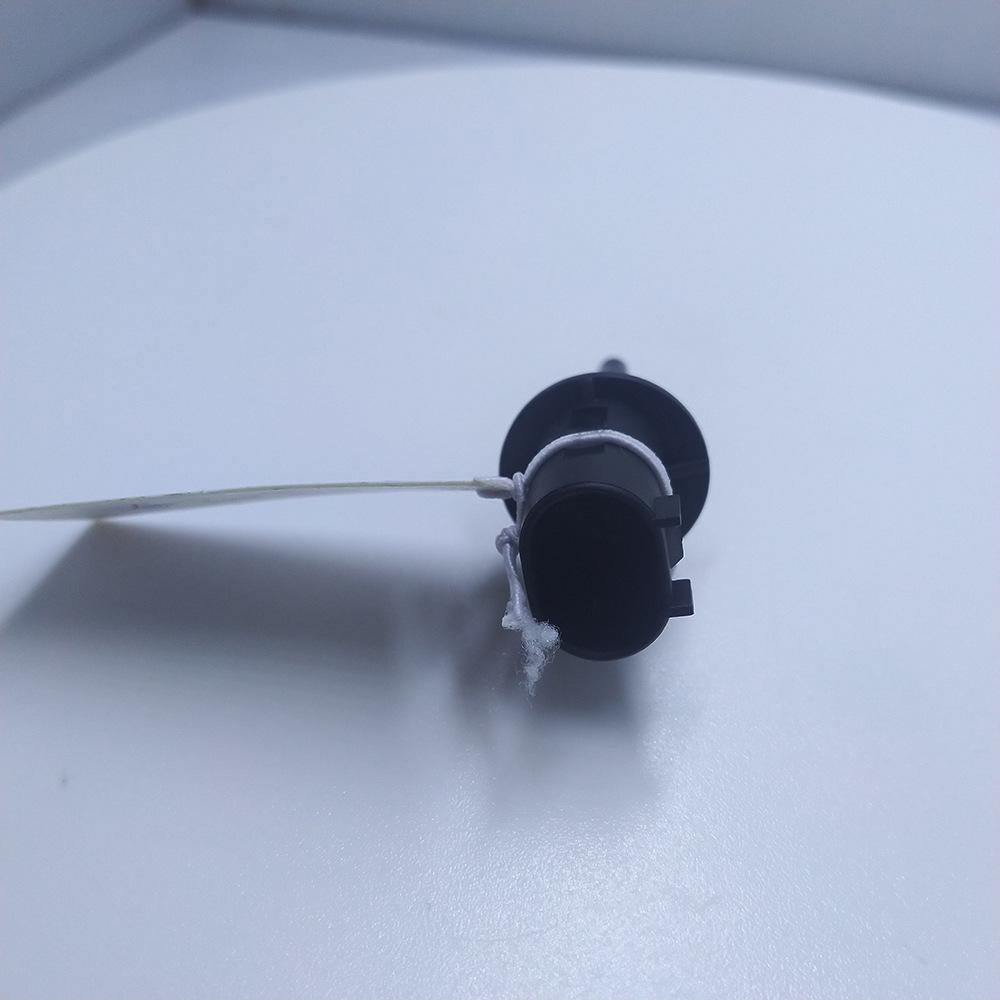 Mercedes Temperature Sensor for Models W168, W169, W245, W202, W203, W204 (Part# 0005428418)