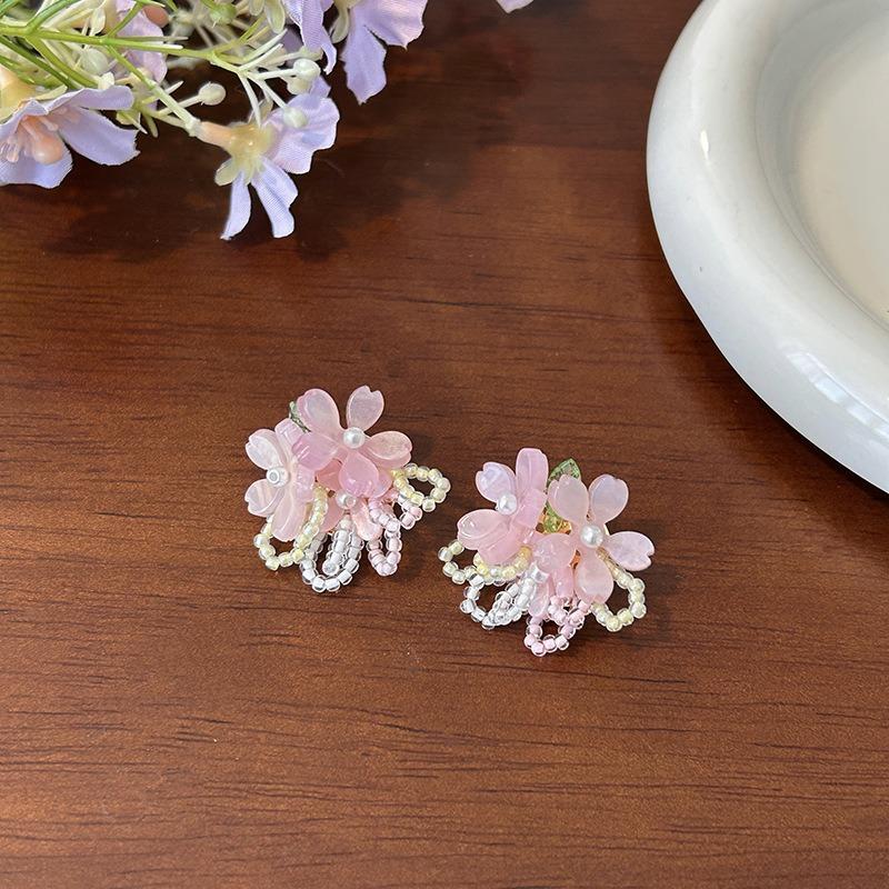 Sweet Fresh Floral Beaded Stud Earrings For Women Daily Vacation Wear