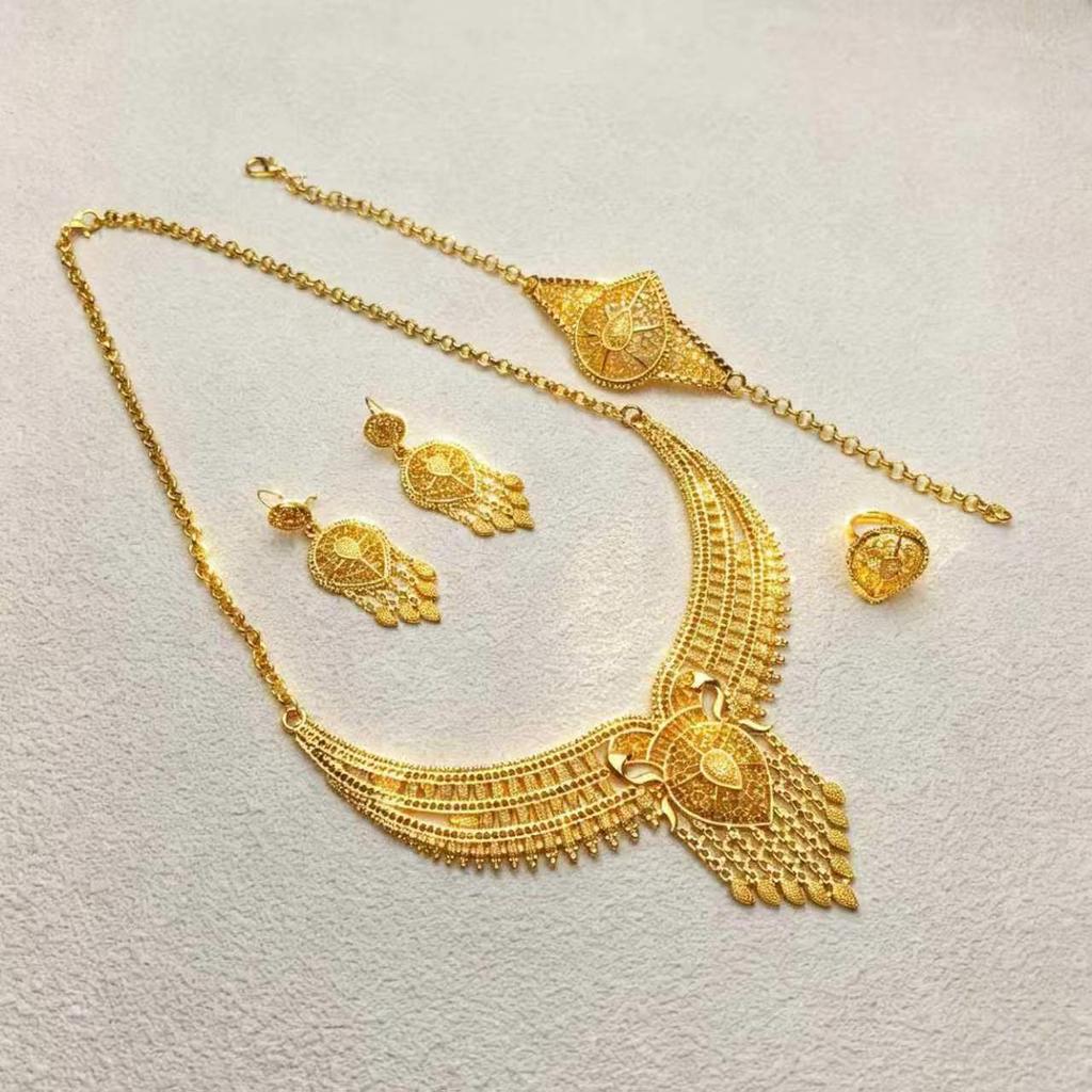 Middle East Jewelry Dubai Saudi Jewelry Bridal Necklace Earrings Ring Bracelet Four-piece Jewelry