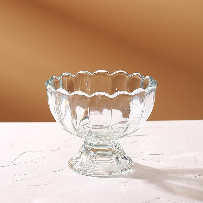 Minimalist Glass Dessert and Yogurt Cup for Salads and Ice Cream