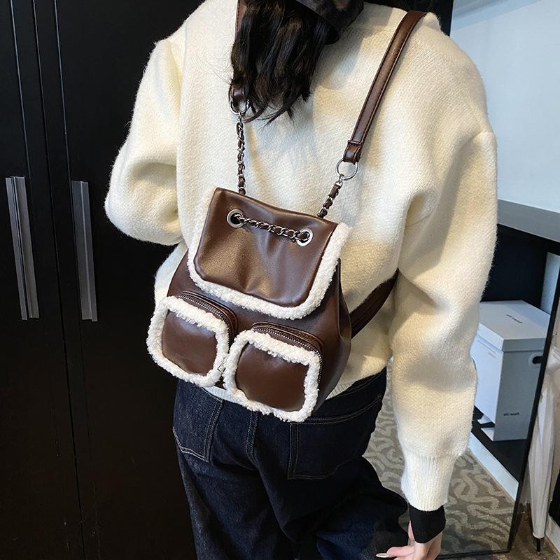 Premium Texture Backpack Women's 2025 New Fashion Retro Women's Bag College Bag Simple Commuter Travel Bag