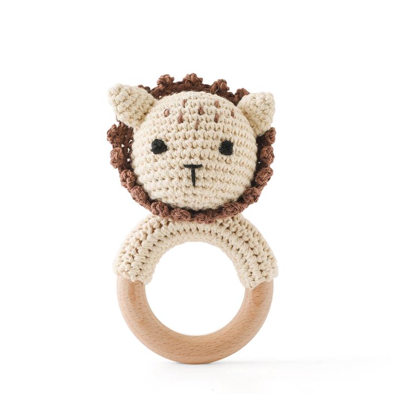 Wooden Baby Rattle Toys Newborn Crochet Bear Rattle Toy Natural Wood Shaker Rattle For Hand Grips Boy Girl First Rattle Gift
