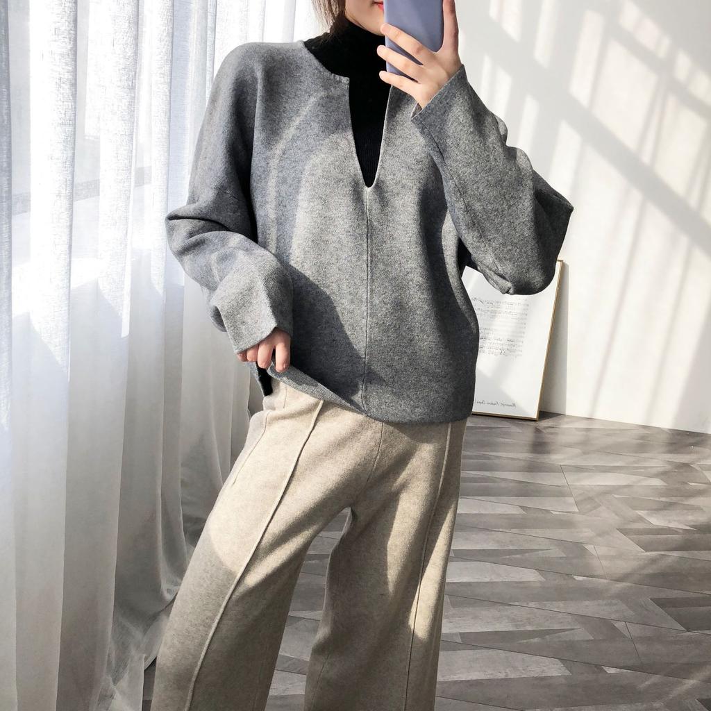 Jiazhi, the new autumn temperament lazy wind V-neck fleece shirt design sense short long-sleeved top B1011