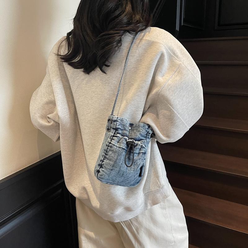 Lightweight Mobile Phone Bag Women's Denim Crossbody Bag Travel Coin Purse