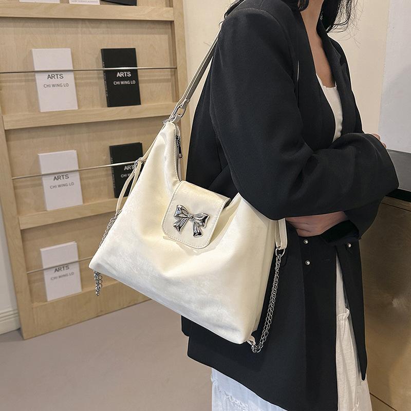 Korean Style Fashion Large Capacity Casual Commuting Backpack for Women New Spring and Summer Niche Simple Single-shoulder Cross-slide Bag