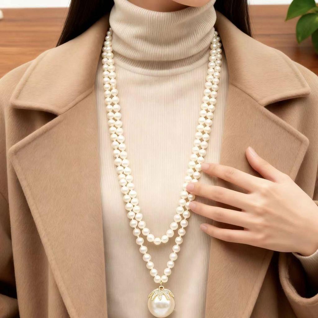 Elegant Retro Pearl Necklace: Light Luxury Long Beaded Sweater Chain Versatile Jewelry