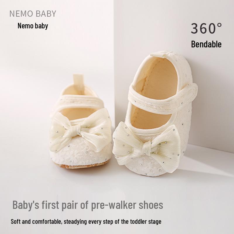 

Baby Girls Lace Bow Anti-slip Soft Sole Socks for Spring/Summer Size 11 (0-6 months)