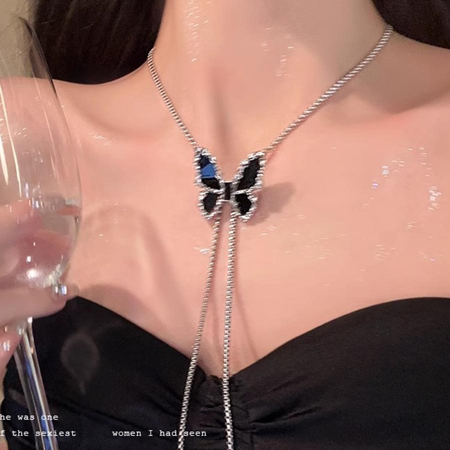 Adjustable Luxury Clavicle Necklace - 2025 Trendy Design for Women