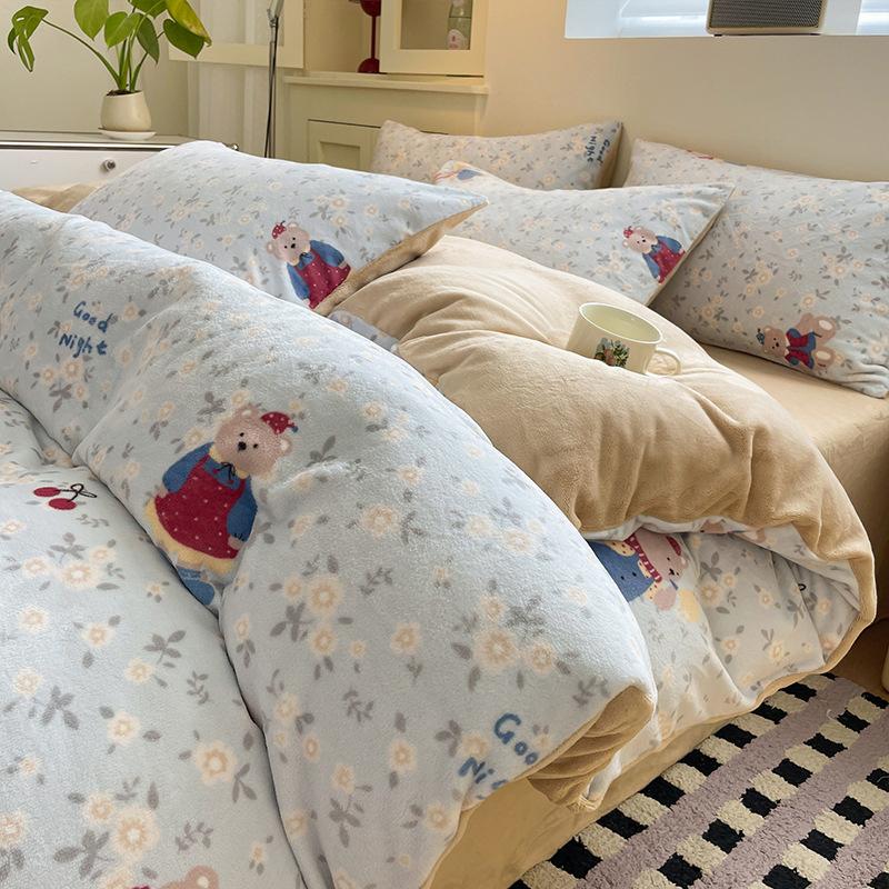 Thickened Milk Fleece Bed Four-Piece Set Warm Coral Fleece Bed Sheet Quilt Cover Three-Piece Bedding