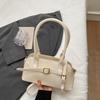 A Fashionable, Simple and Elegant Casual Single-shoulder Bag for Women with A Large Capacity Under The Armpits