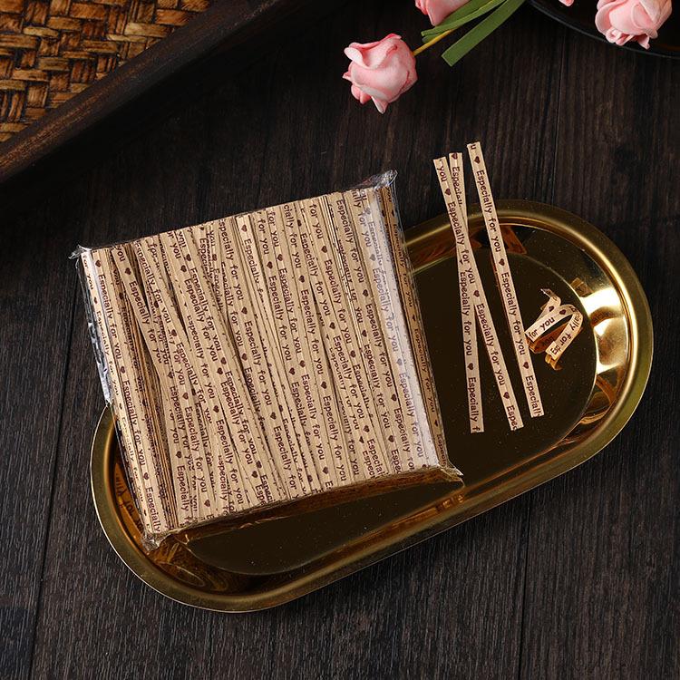 

700 шт. цветной крафт-бумаги, перевязанной шелком, для выпечки, упаковки леденцов, обвязочной веревки, креативной буквы, железной обвязочной веревки коричневый