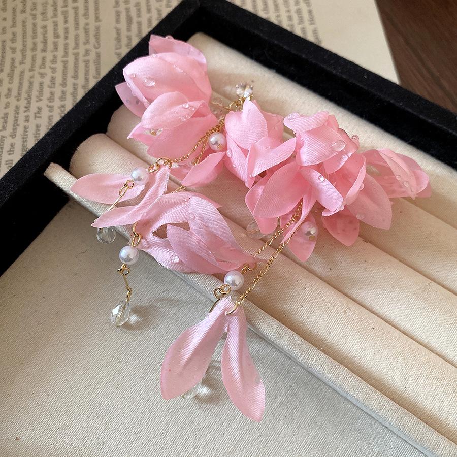 

Silver needle pearl fabric flower pendant earrings seaside vacation fresh and sweet stud earrings niche high-end earrings