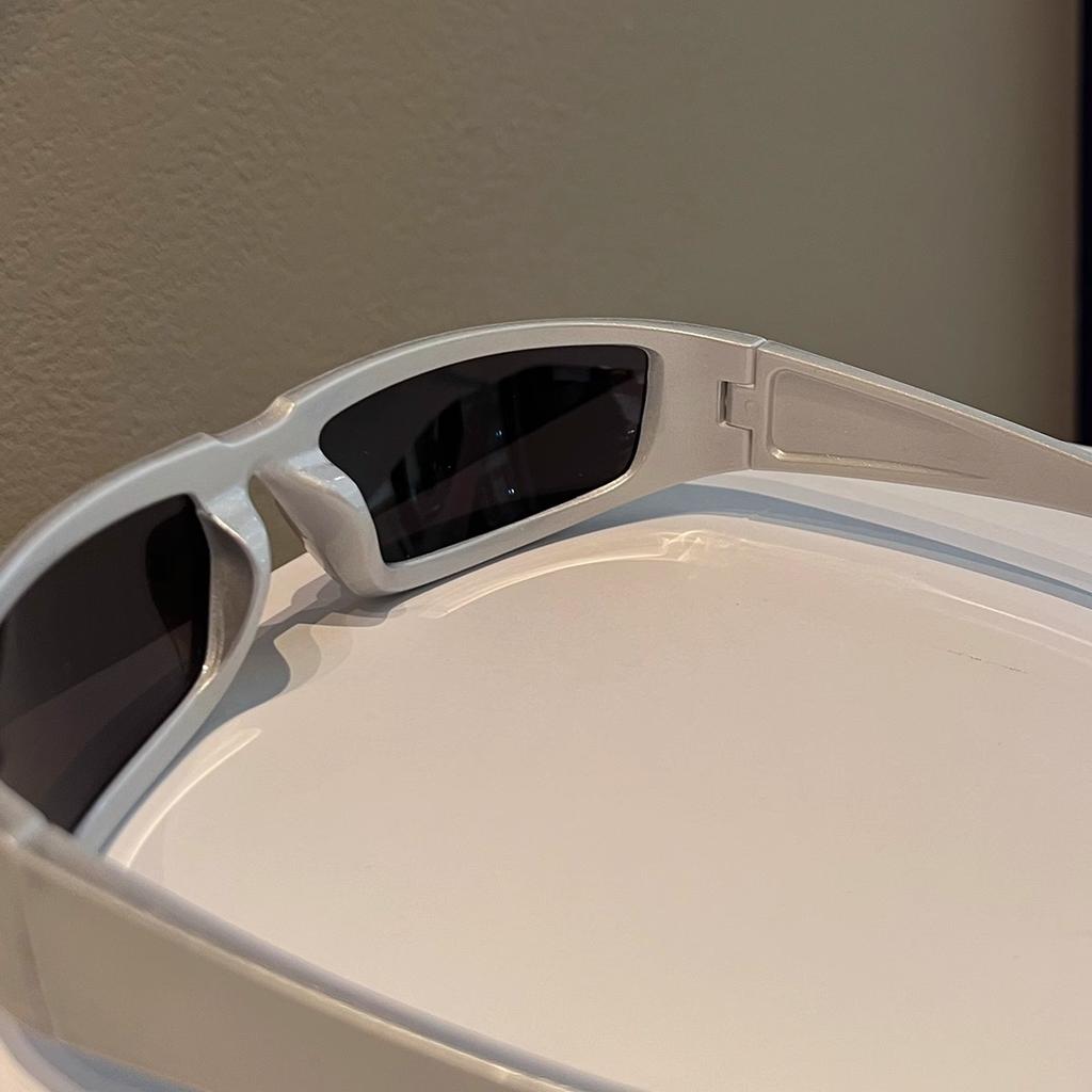 Futuristic Silver Y2K Men'S And Women'S Same Cycling Sunglasses Street Sunglasses