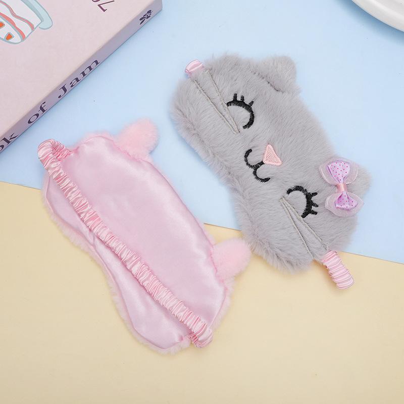 Plush Squinting Eye Mask: Breathable, Light-blocking, and Comfortable for Autumn/Winter Sleep.