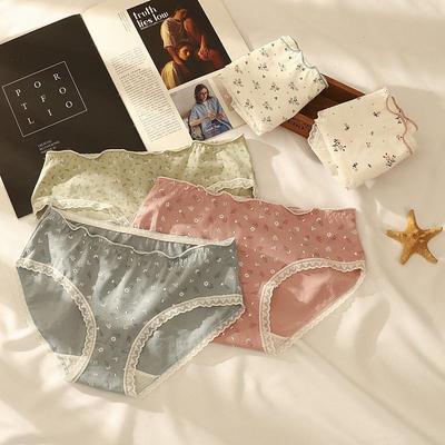 Women's Mid-Waist Lace Cotton Underwear: Japanese & Korean Style, Simple & Sexy, Comfortable & Breathable.