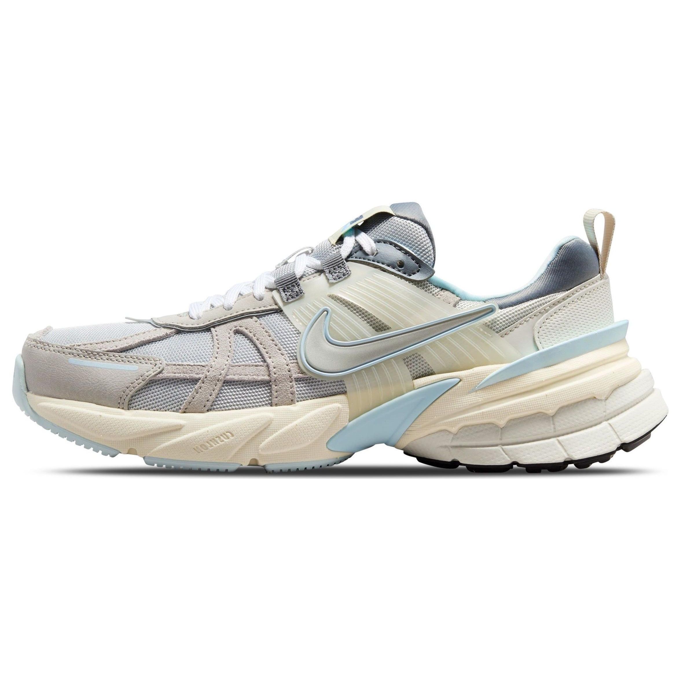 

Женские кроссовки Nike V2K Run Light Bone Iron Ore Кремовый Светло-Железный Рудный Дымчато-Серый FZ3596-072 42
