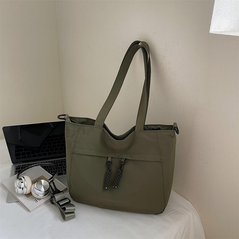 2025 New Japanese Mori Literary and Artistic Style Large-capacity Light and Soft Cloth Bag Casual Solid Color Tote Bag Shoulder Bag