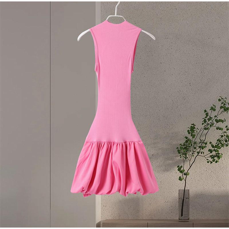 Вязаное плиссированное бальное платье с открытой спиной — фото 14