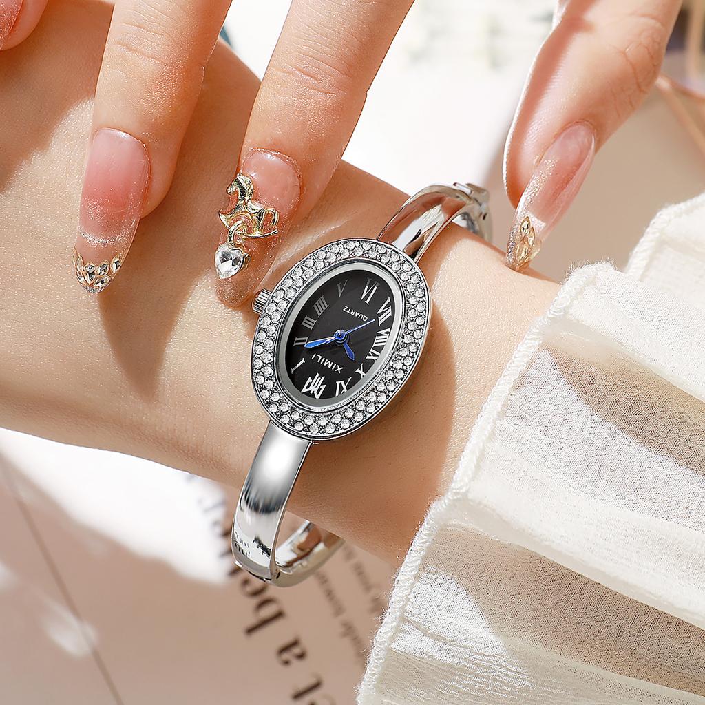 Retro Bracelet Oval Diamond-Set Light Luxury Small Hand Watch Niche Simple Temperament Versatile Quartz Watch