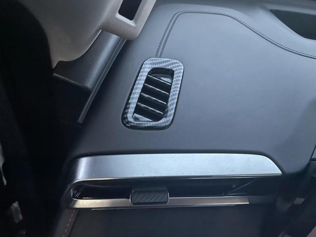 Fits 2022 Trumpchi Shadow Leopard: gear shift frame, armrest, rear anti-kick, center console air vents, steering wheel, and car emblem.