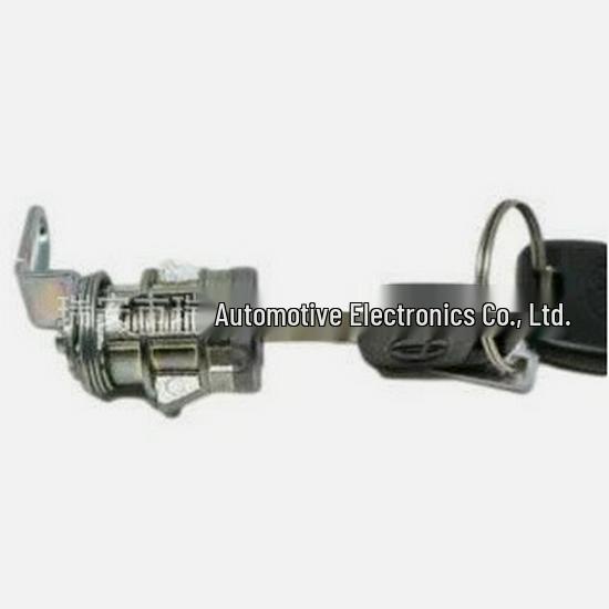 Driver's Side Car Door Lock Cylinder with Double Key for Toyota (Part 690550C030)