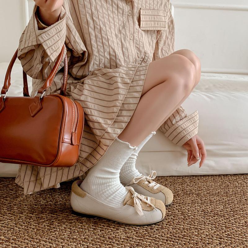 Four Seasons Wear Leather Lazy Shoes New Women's Sheepskin Casual Shoes Low Heel Lace-up Non-slip Soft Sole Comfortable Women's Shoes