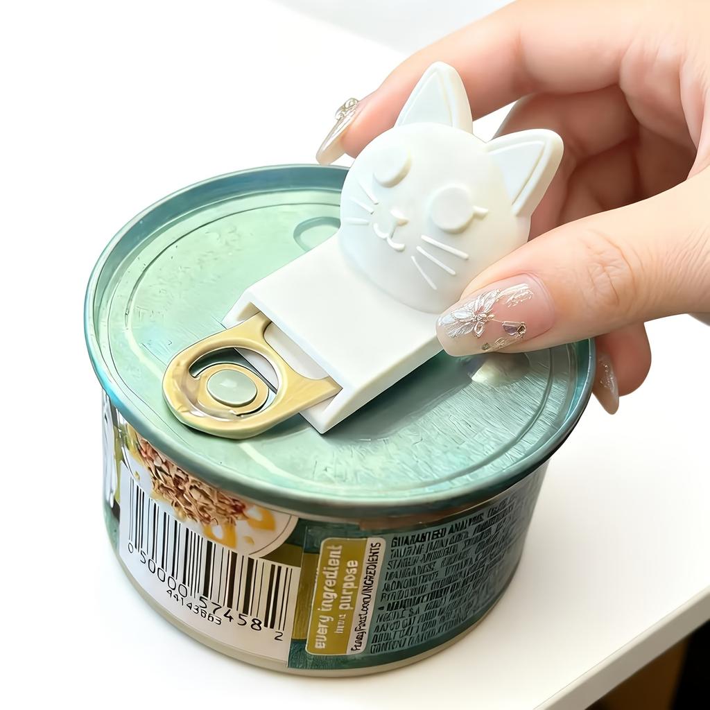 Cute Cat Bottle Opener Novelty Beer Bottle Opener Silicone Non-slip Can Opener Cute Kitchen Gadgets Suitable for Beer and Soda White Cat