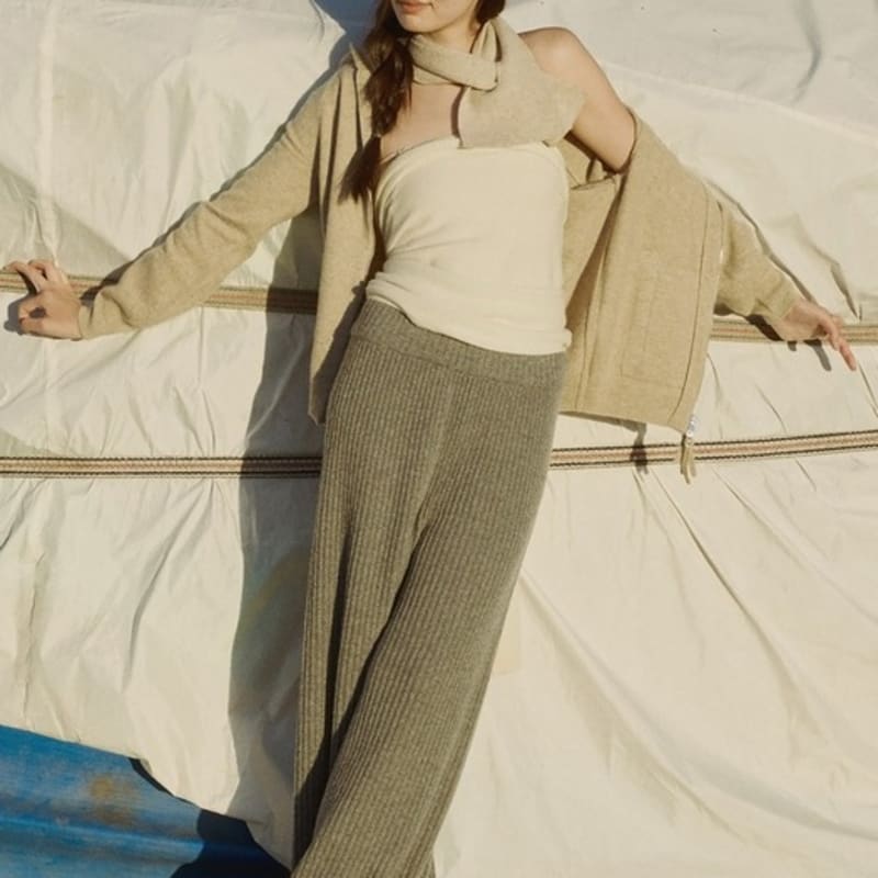 LE CASHMERE Cashmere Petit Muffler (Light Beige) D7AJW25002BEL