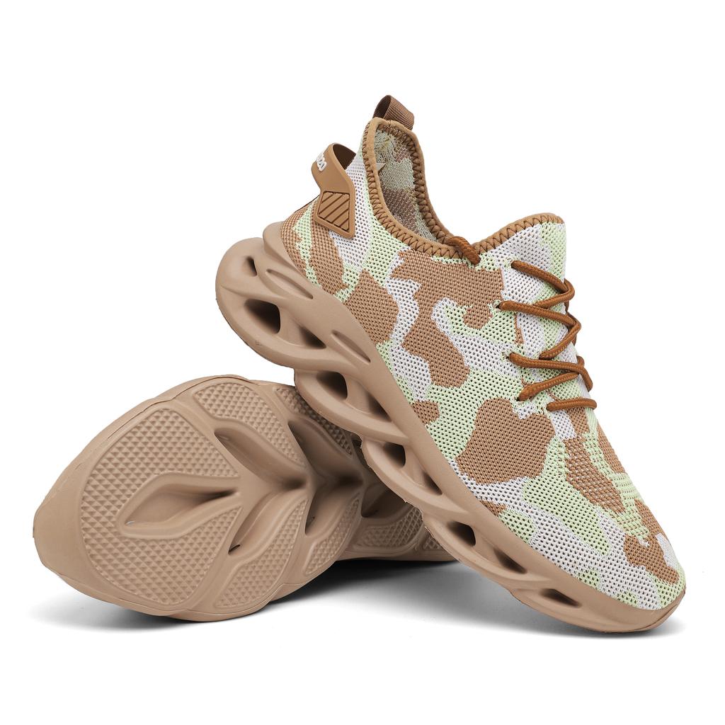 Fashion New Men's Shoes Mesh Camouflage Sneakers Men's Deodorant Breathable Lightweight Soft Sole Flying Woven Running Shoes