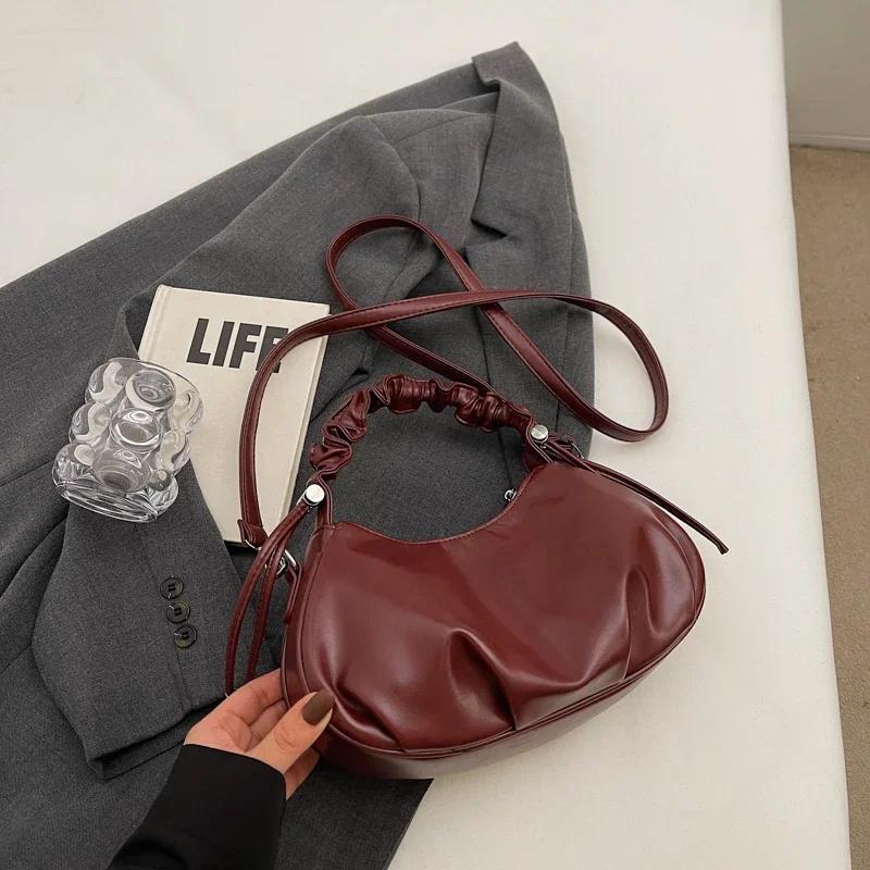 New Autumn and Winter PU Zipper Versatile Crossbody Bag  Fashionable Large Capacity Pleated Light Luxury Shoulder Bags