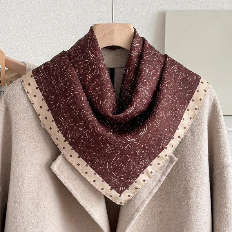 71 Cotton and Linen Retro Wind Green Geometric Small Square Scarf Silk Scarf Women's New Neck Protection Small Scarf Silk Scarf Neck High Sense