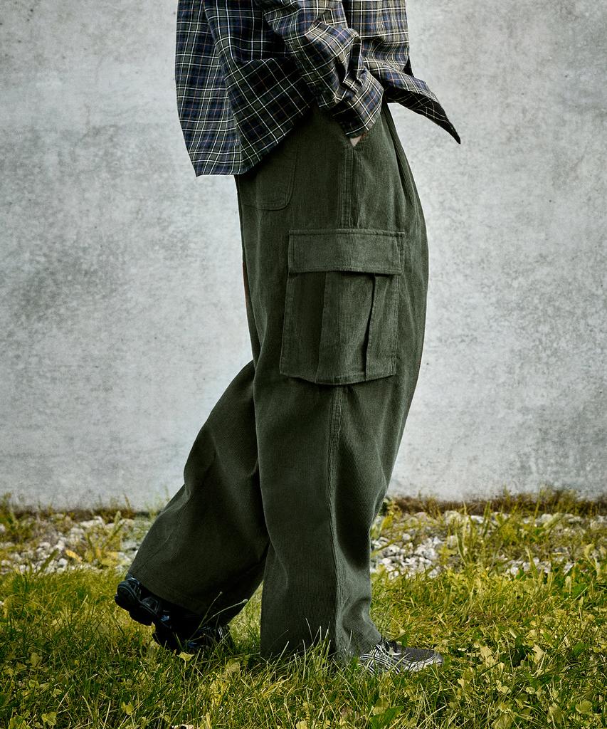 Peullukeu Corduroy Cargo Pants Khaki Fpt115